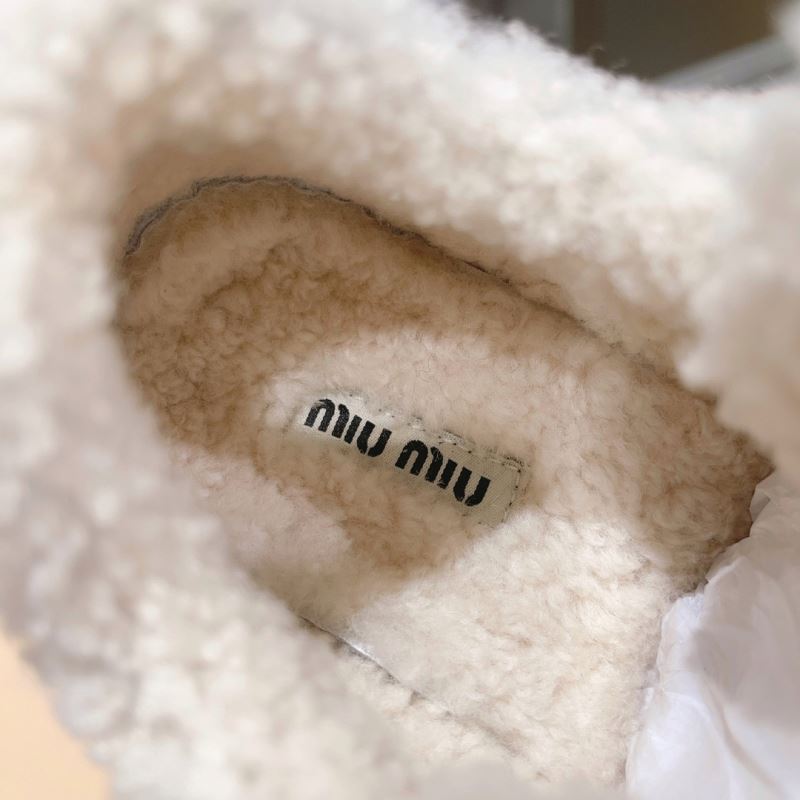 Miu Miu Casual Shoes